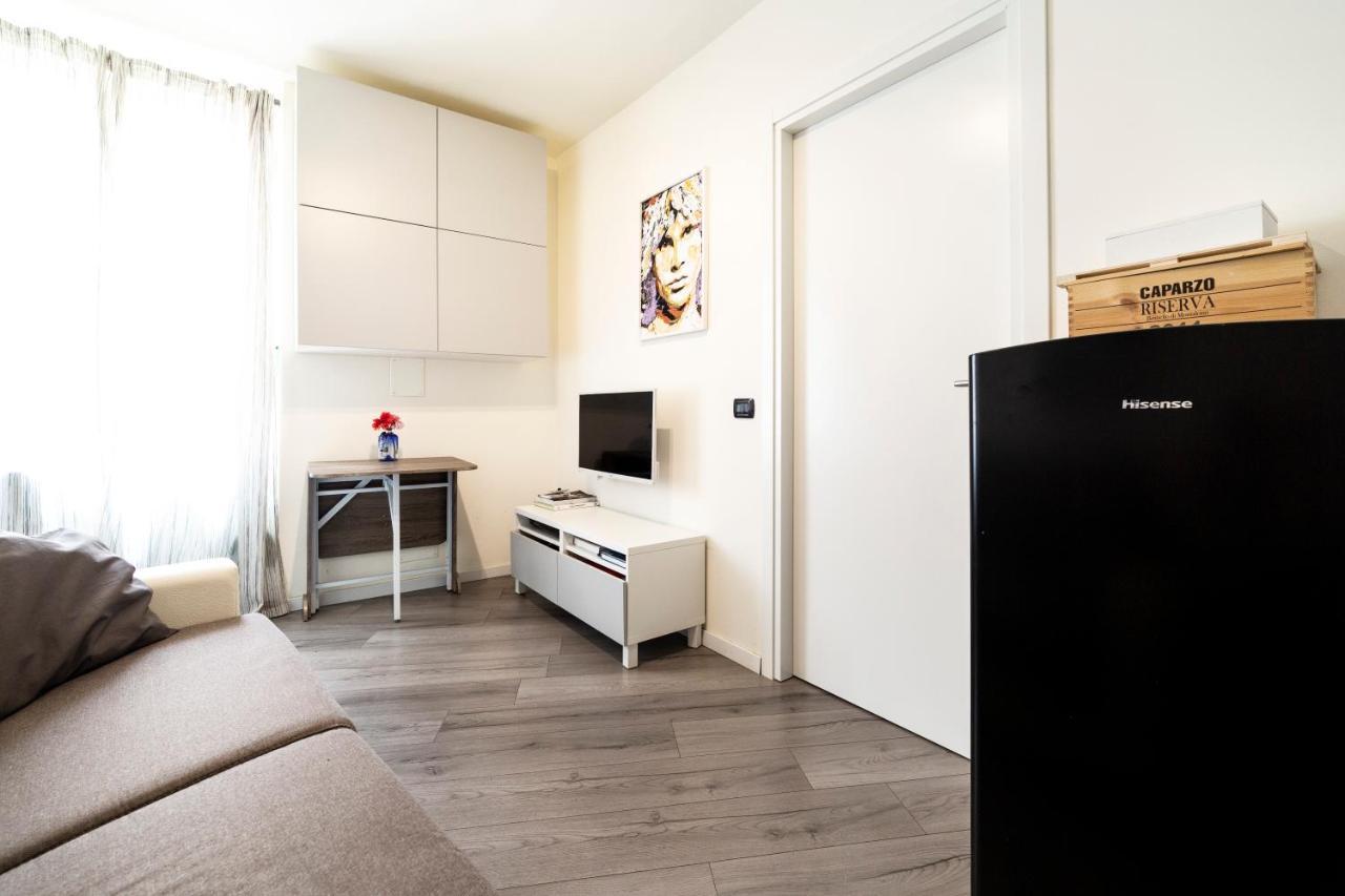 Affori Cosy Apartment Milan Bagian luar foto